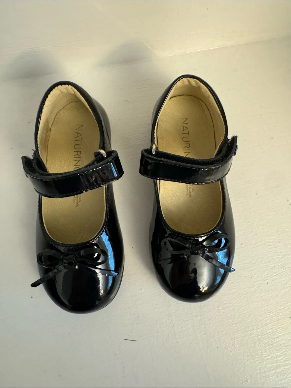 Naturino Toddler Girl Size EU 23 Black Patent Leather Mary Jane's with Bow